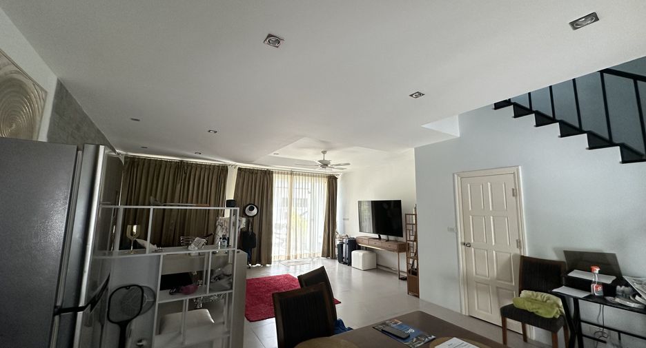 Reihenhaus zum Kauf mit 2 Zimmer in Kathu, Phuket
