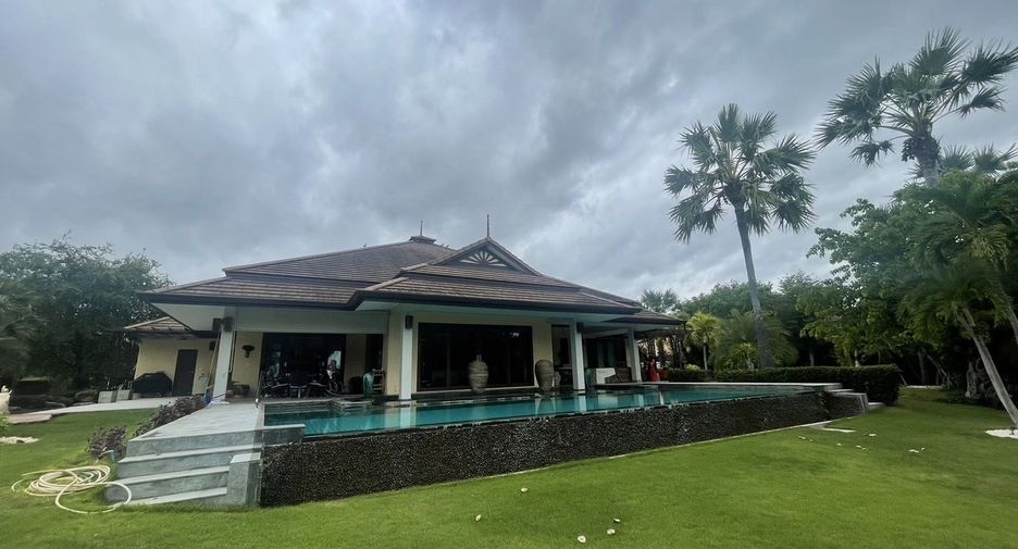 Villa en venta de 5 habitaciones en Sam Roi Yot, Prachuap Khiri Khan