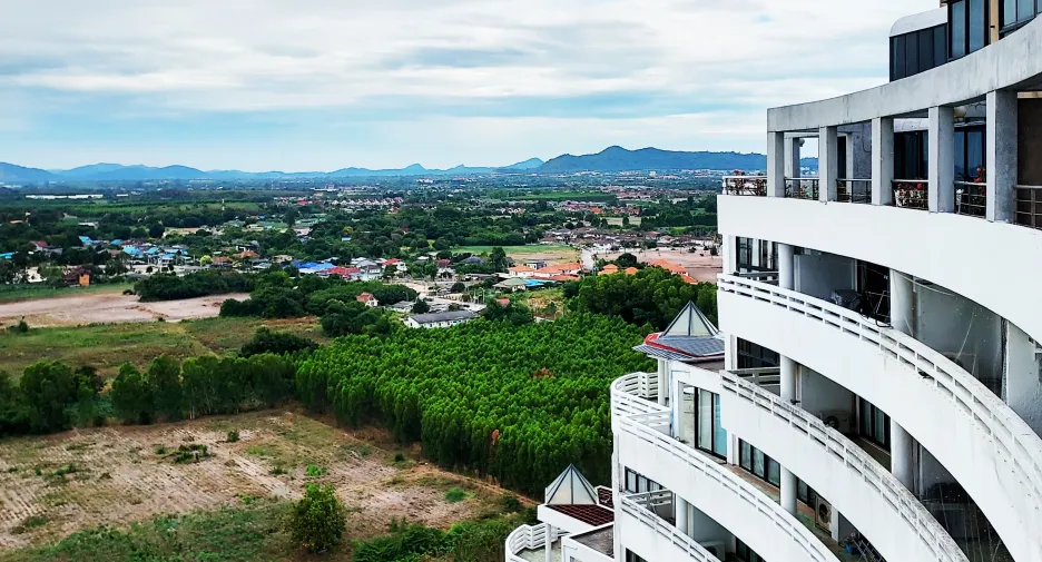 For sale 4 bedrooms condo in Ban Chang, Rayong