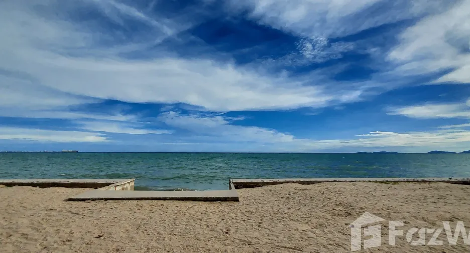 For sale 4 bedrooms condo in Ban Chang, Rayong