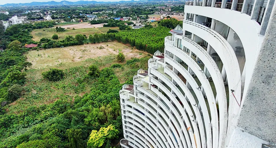 For sale 4 bedrooms condo in Ban Chang, Rayong