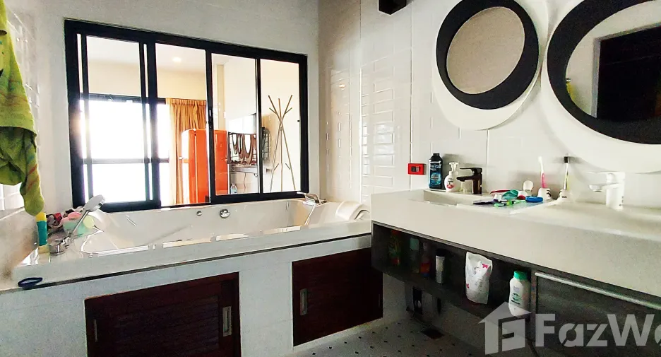 For sale 4 bedrooms condo in Ban Chang, Rayong