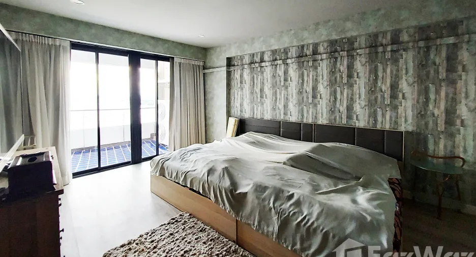 For sale 4 bedrooms condo in Ban Chang, Rayong