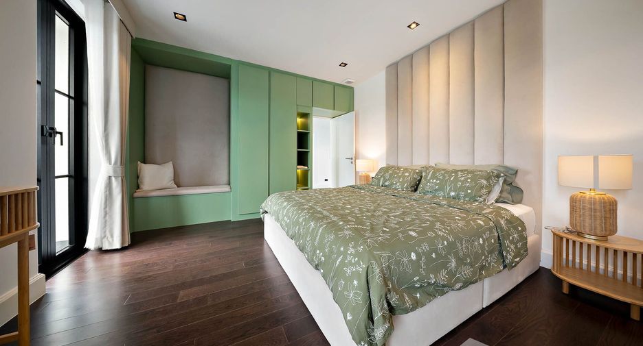 For sale 6 bedrooms house in Bang Lamung, Chonburi