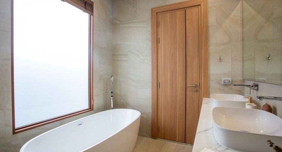 À vendre 4 chambres villa à Hua Hin, Prachuap Khiri Khan
