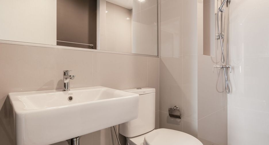 À vendre 1 chambre condo à Lat Phrao, Bangkok