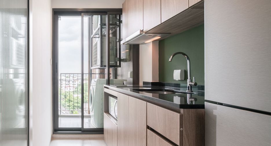 À vendre 1 chambre condo à Lat Phrao, Bangkok