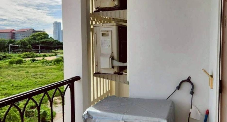 Wohnung zur Miete mit 1 Zimmer in Bang Lamung, Chonburi