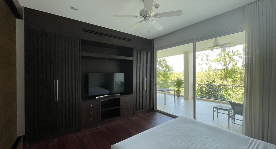 For rent 3 bedrooms condo in Thalang, Phuket