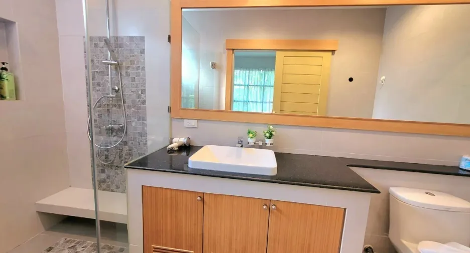 For rent 8 bedrooms villa in Hua Hin, Prachuap Khiri Khan