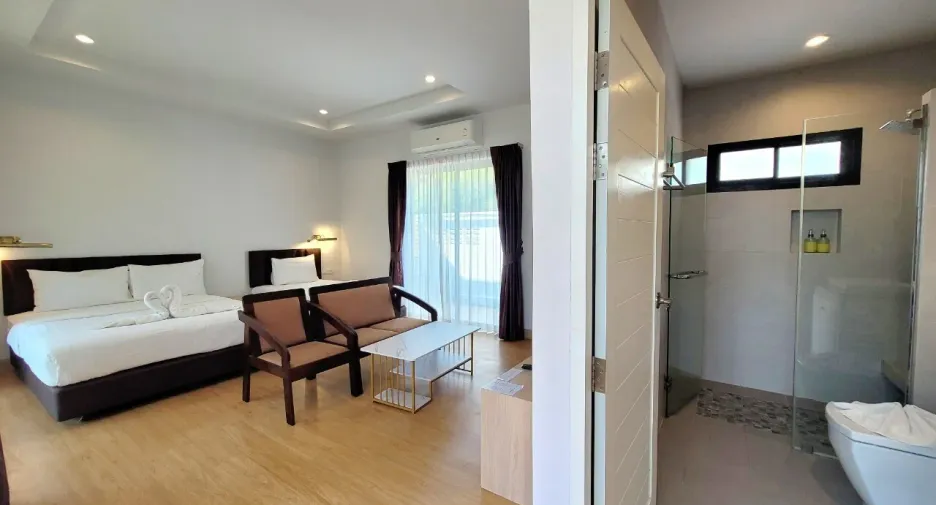 For rent 8 bedrooms villa in Hua Hin, Prachuap Khiri Khan