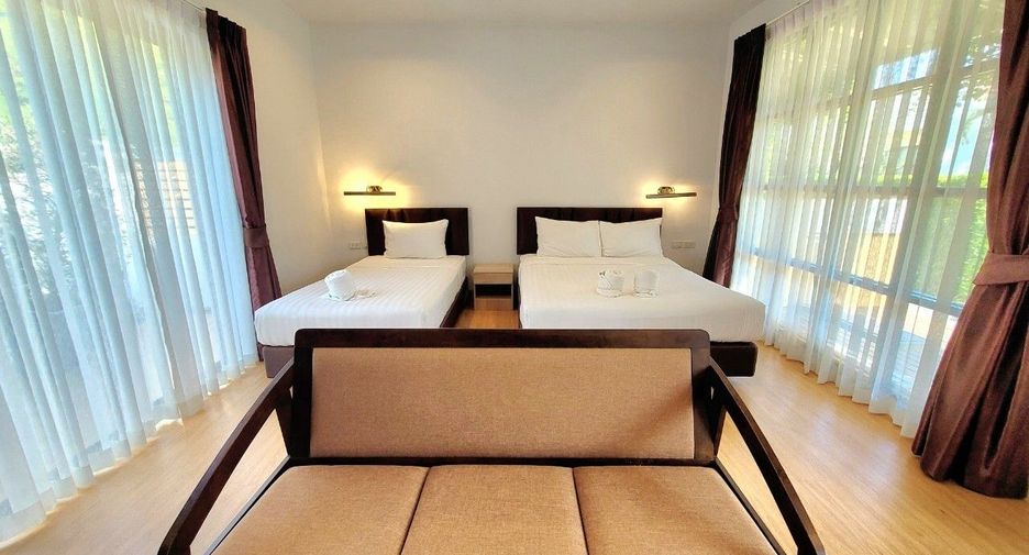 For rent 8 bedrooms villa in Hua Hin, Prachuap Khiri Khan
