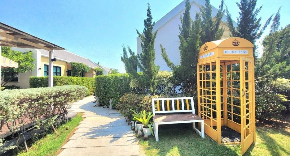 For rent 8 bedrooms villa in Hua Hin, Prachuap Khiri Khan