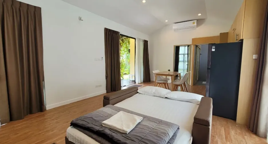 For rent 8 bedrooms villa in Hua Hin, Prachuap Khiri Khan