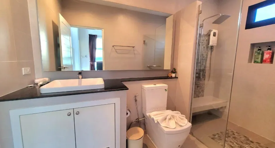 For rent 8 bedrooms villa in Hua Hin, Prachuap Khiri Khan