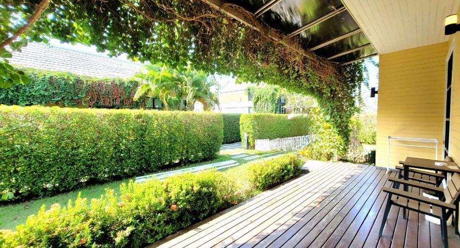 For rent 8 bedrooms villa in Hua Hin, Prachuap Khiri Khan