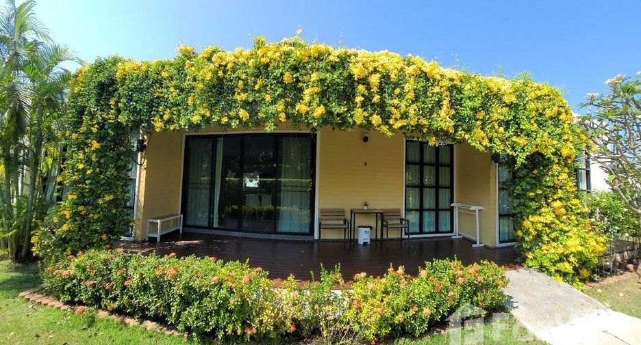 For rent 8 bedrooms villa in Hua Hin, Prachuap Khiri Khan