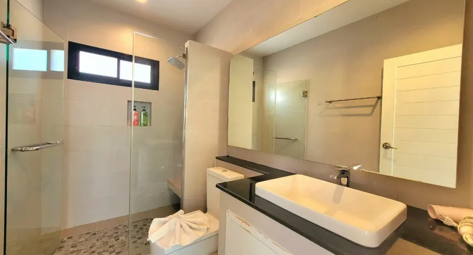 For rent 8 bedrooms villa in Hua Hin, Prachuap Khiri Khan