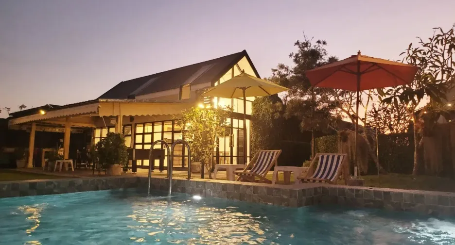 For rent 8 bedrooms villa in Hua Hin, Prachuap Khiri Khan