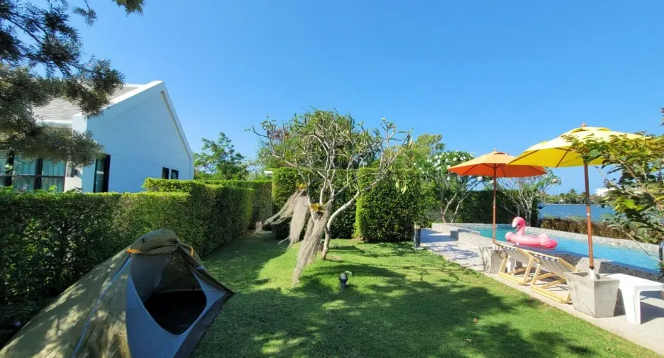 For rent 8 bedrooms villa in Hua Hin, Prachuap Khiri Khan