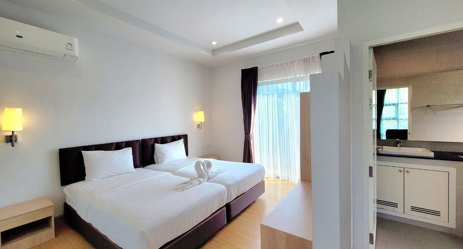 For rent 8 bedrooms villa in Hua Hin, Prachuap Khiri Khan