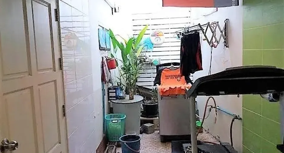 For sale 3 bedrooms townhouse in Lat Phrao, Bangkok