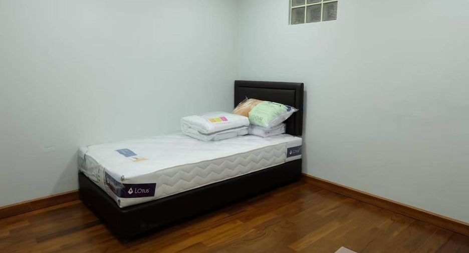 ขาย 2 ห้องนอน คอนโด ใน คลองเตย, กรุงเทพฯ