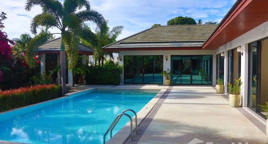 À louer 4 chambres villa à Mueang Phuket, Phuket