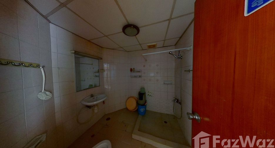 For sale 3 bedrooms condo in Yan Nawa, Bangkok