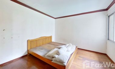 For sale 3 ベッドルーム condo in Yan Nawa, Bangkok