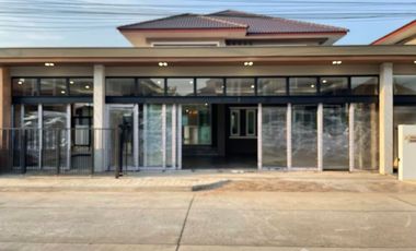 À vendre 4 chambres maison à San Kamphaeng, Chiang Mai
