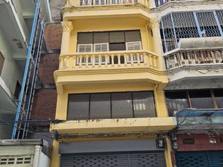 Casa adosada en venta de 4 habitaciones en Bang Kho Laem, Bangkok