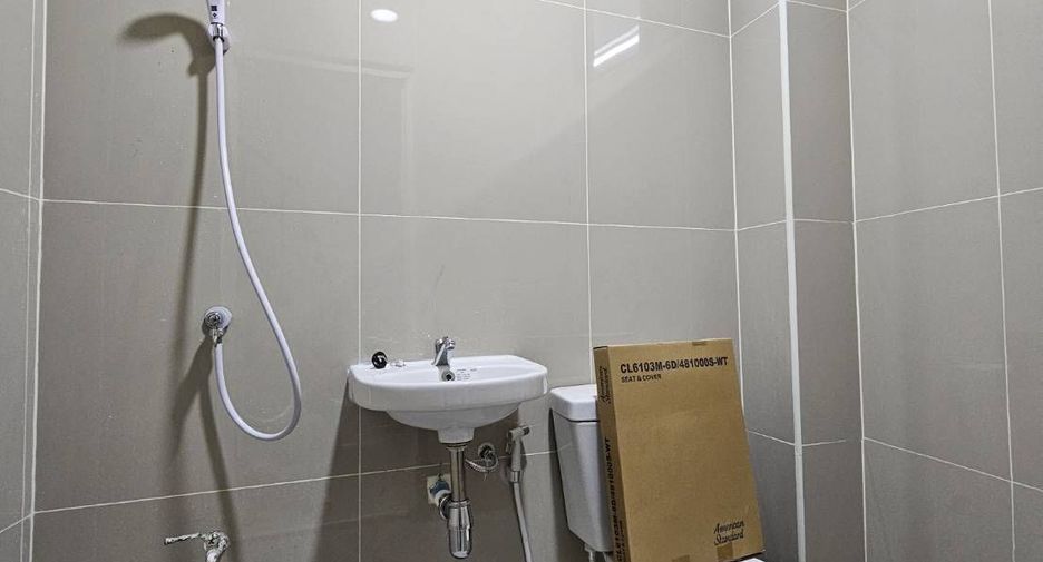 Casa adosada en venta de 4 habitaciones en Bang Kho Laem, Bangkok
