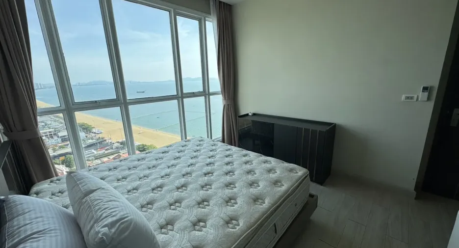 Condo en alquiler de 2 habitaciones en Bang Lamung, Chonburi