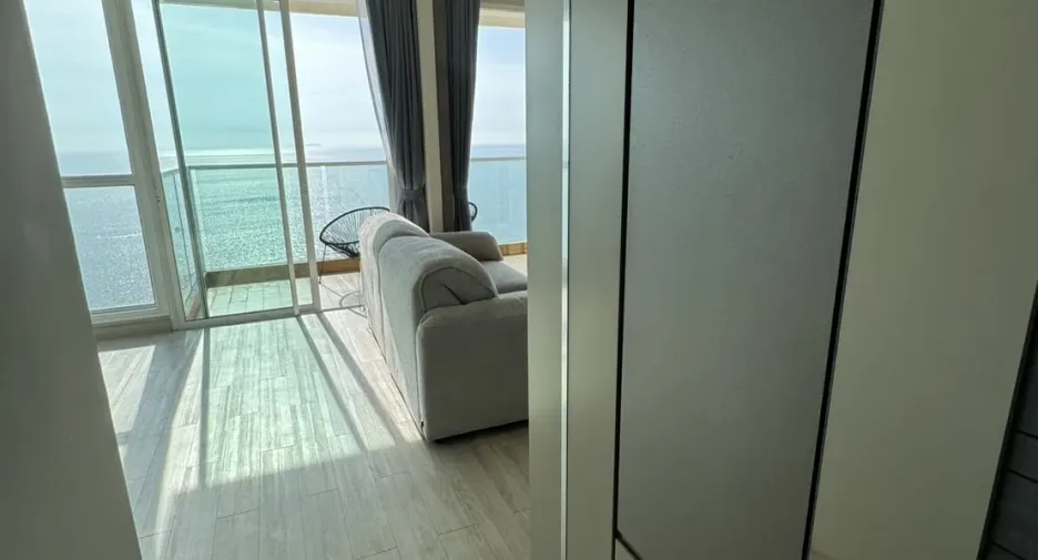 Condo en alquiler de 2 habitaciones en Bang Lamung, Chonburi
