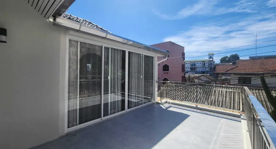 For rent 3 bedrooms house in Kathu, Phuket