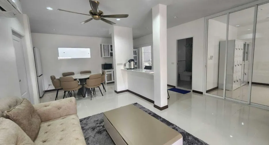 For rent 3 bedrooms house in Kathu, Phuket
