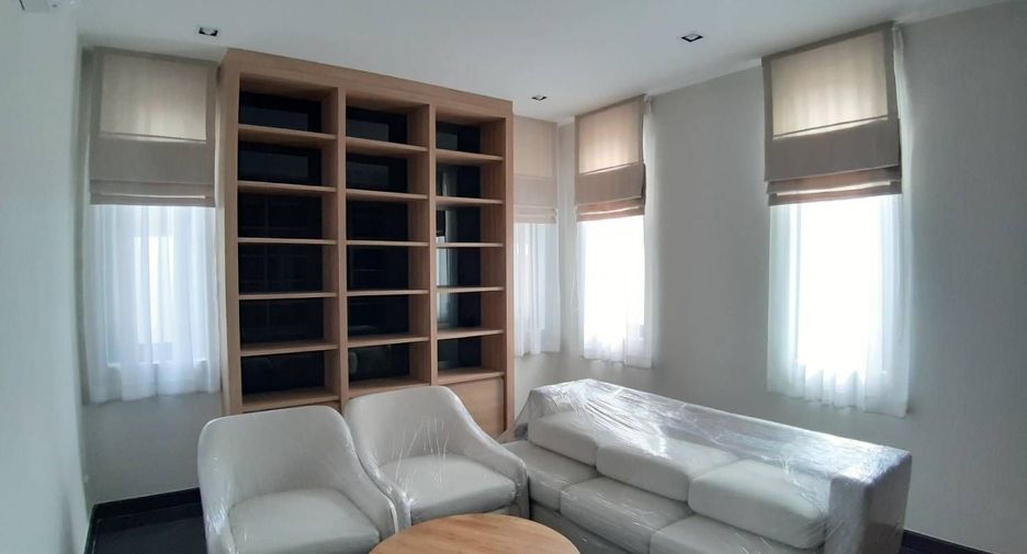 For sale 3 bedrooms house in Saraphi, Chiang Mai