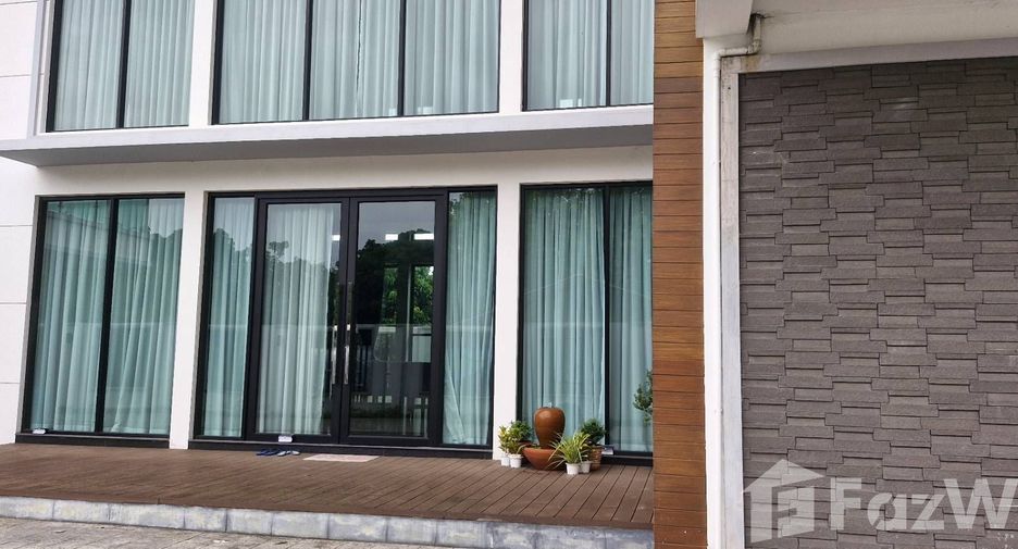 For sale 3 bedrooms house in Saraphi, Chiang Mai
