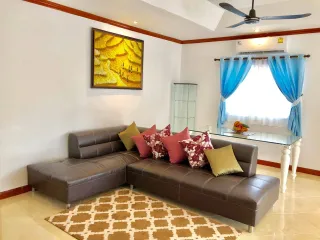 À louer 3 chambres maison à Bang Lamung, Chonburi