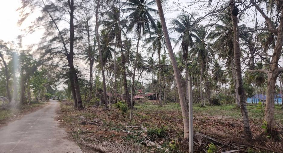 Terreno en venta en Bang Saphan Noi, Prachuap Khiri Khan