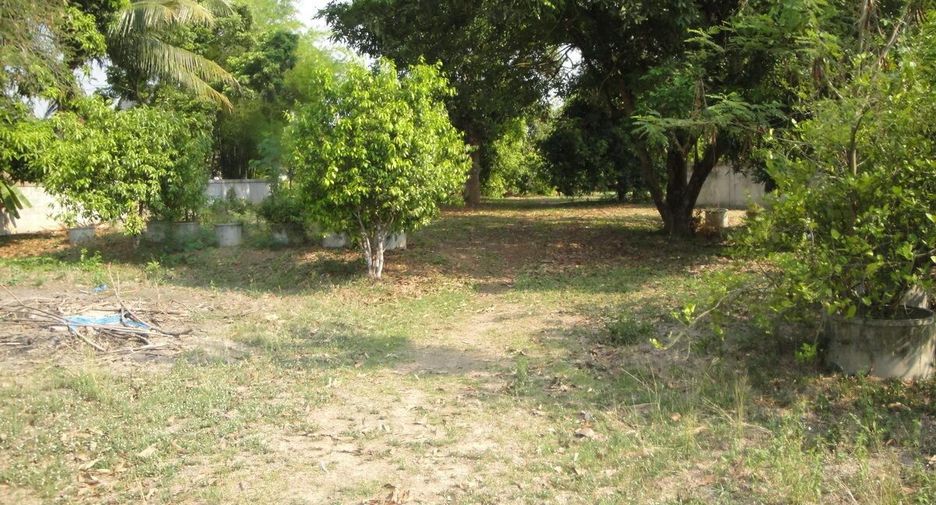 For sale land in Mueang Sakon Nakhon, Sakon Nakhon