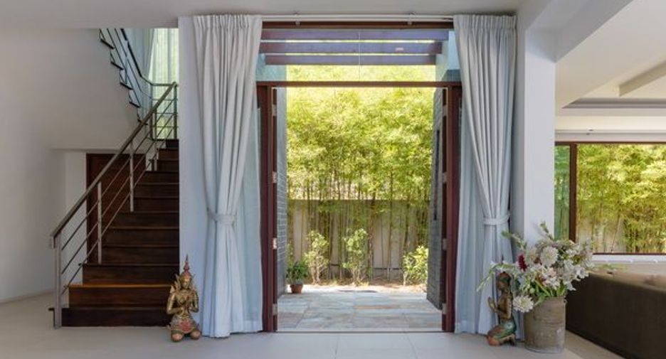 For sale 5 bedrooms villa in Hua Hin, Prachuap Khiri Khan