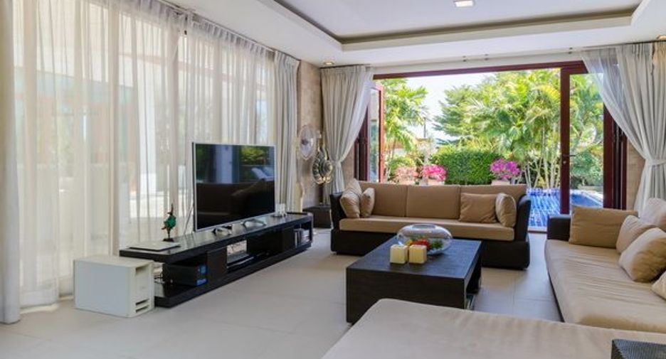 For sale 5 bedrooms villa in Hua Hin, Prachuap Khiri Khan