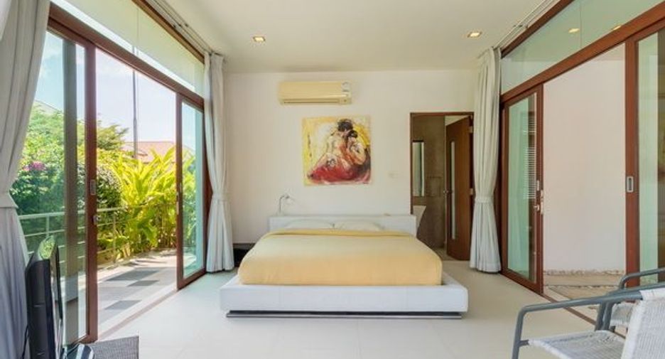 For sale 5 bedrooms villa in Hua Hin, Prachuap Khiri Khan