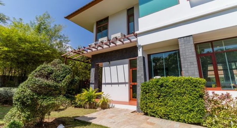 For sale 5 bedrooms villa in Hua Hin, Prachuap Khiri Khan