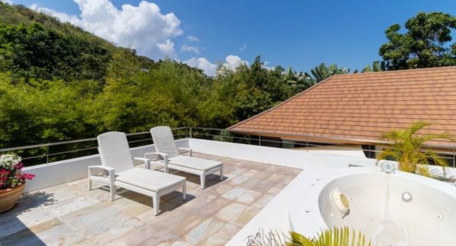 For sale 5 bedrooms villa in Hua Hin, Prachuap Khiri Khan