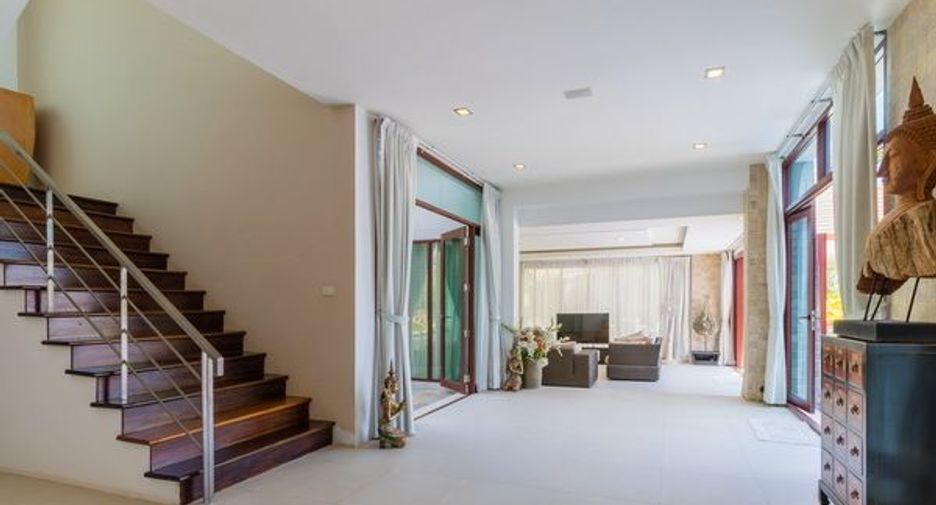 For sale 5 bedrooms villa in Hua Hin, Prachuap Khiri Khan
