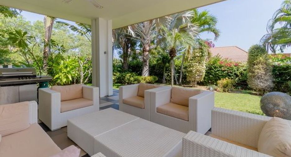 For sale 5 bedrooms villa in Hua Hin, Prachuap Khiri Khan