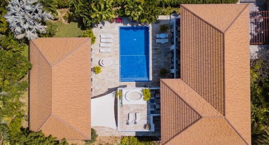 For sale 5 bedrooms villa in Hua Hin, Prachuap Khiri Khan